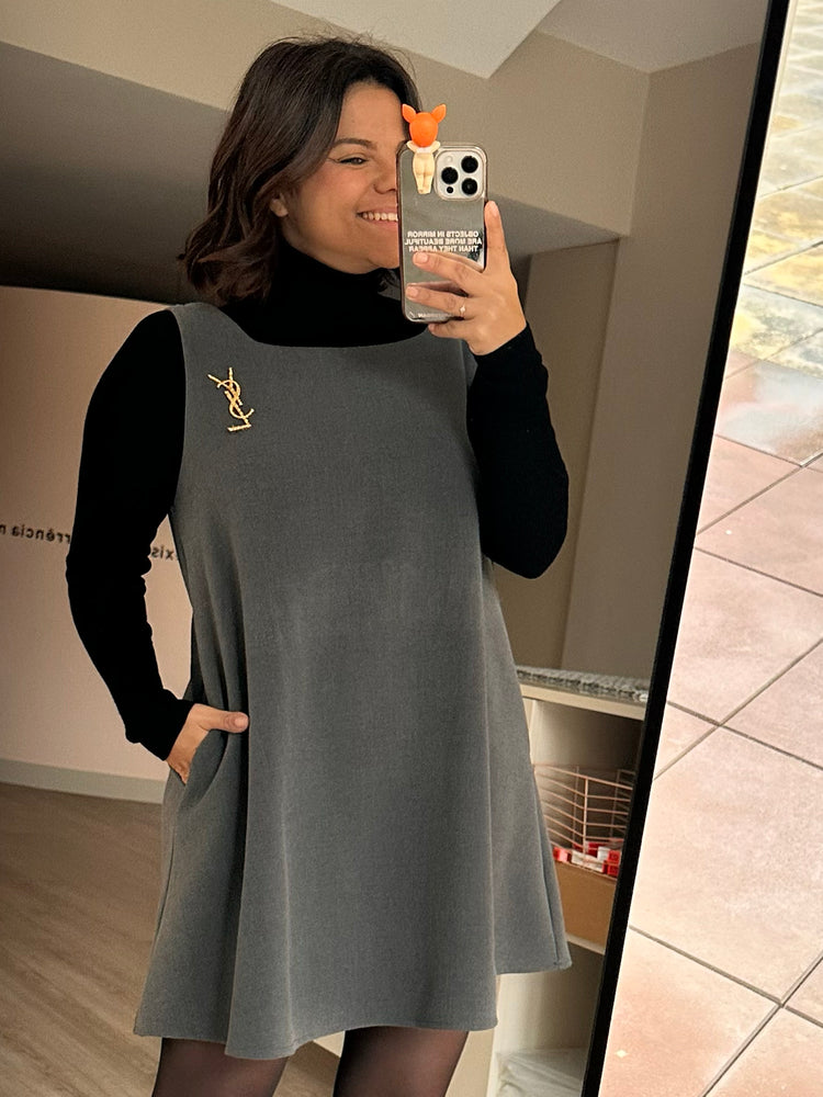 Vestido Rumo Cinzento